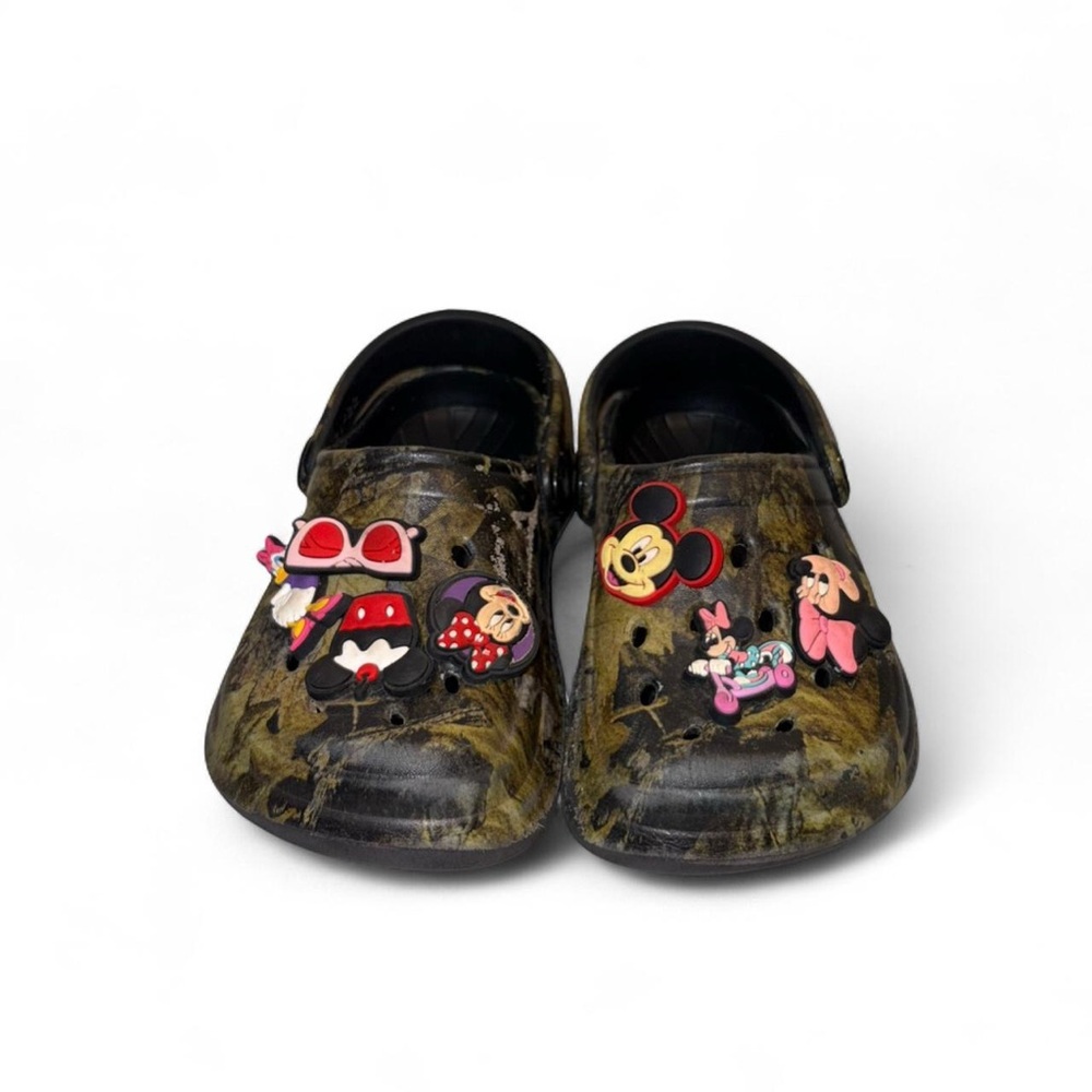 Kids Black & Olive Green camo Cartoon Charm Slip-On Clogs